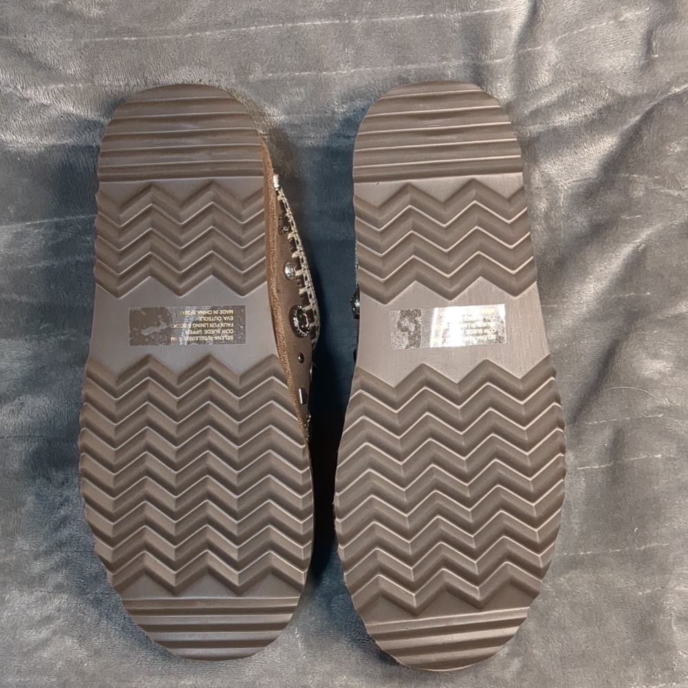 Steve Madden Tan Embellished Mules - Picture 8 of 16
